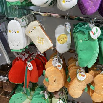 Daiso - Pencil pouches - Department Stores Near Me - San Francisco, California