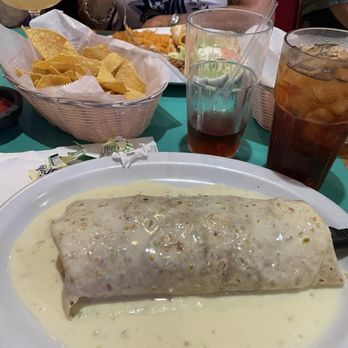 El Caporal - Burrito Deluxe - Mexican Near Me - Louisville, Kentucky