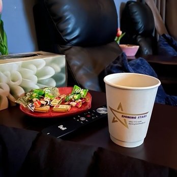 Shining Stars Health Centre - Tea and candies while I wait for massage - Massage Therapy Near Me - Toronto, Ontario