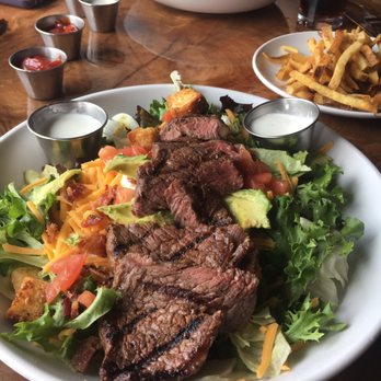 Surve - Steak salad - New American Near Me - Sunbury, Ohio Surve - Steak salad - New American Near Me - Sunbury, Ohio