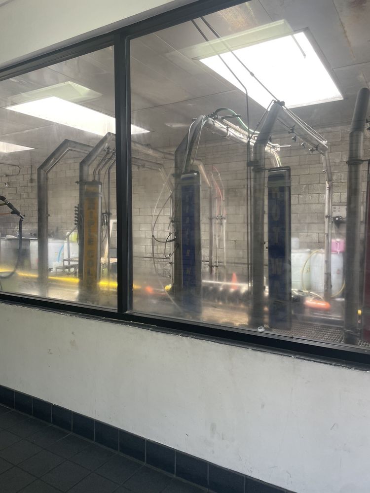 ENCINO CHEVRON CAR WASH Updated August 2024 13 Photos & 28 Reviews