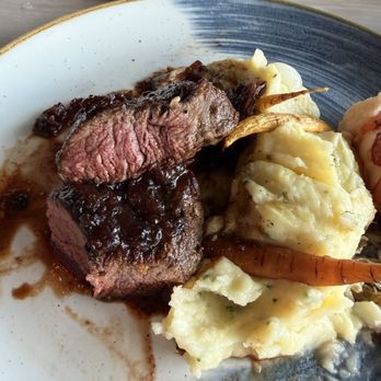 Narcoossee's - Surf & Turf* - New American Near Me - Lake Buena Vista, Florida