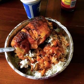 La Barca Restaurant - Pollo con arroz y frijoles, aka chicken rice and beans. $6 for the best meal you'll have this week. - Dominican Near Me - New York, New York La Barca Restaurant - Pollo con arroz y frijoles, aka chicken rice and beans. $6 for the best meal you'll have this week. - Dominican Near Me - New York, New York