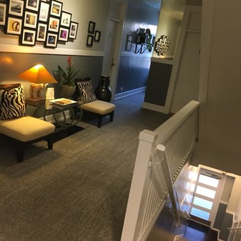 Hotel Royal - 2nd floor hall - Hotels Near Me - Long Beach, California