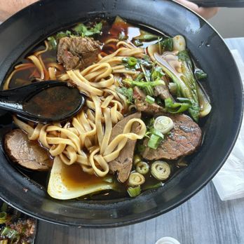 Noodleholics - Noodles Near Me - Tucson, Arizona
