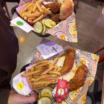 Dave's Hot Chicken - Chicken Shop Near Me - Los Angeles, California Dave's Hot Chicken - Chicken Shop Near Me - Los Angeles, California