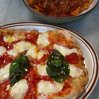 OSTE - Margherita Pinsa, PAPPARDELLE ALLA VACCINARA - Italian Near Me - Los Angeles, California