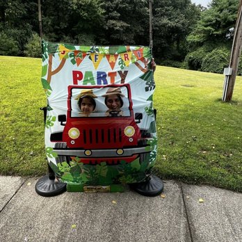 Putts and More - Photo booth at Putts & More - Mini Golf Near Me - Holliston, Massachusetts