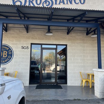 OroBianco Italian Creamery - Exterior - Gelato Near Me - Blanco, Texas OroBianco Italian Creamery - Exterior - Gelato Near Me - Blanco, Texas