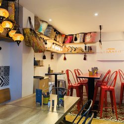 L'Atelier Libanais - Interior - little shop of goods on the shelves