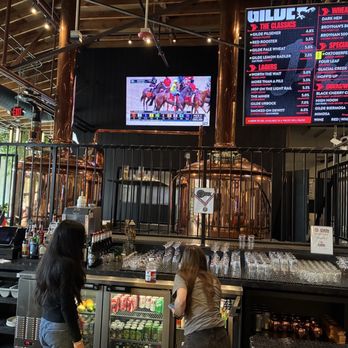 Gilde Brewery - Breweries Near Me - Charlotte, North Carolina