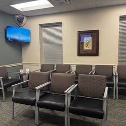 Eagle Walk In Care - Reception area