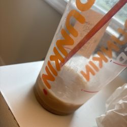 Dunkin' - Iced Latte