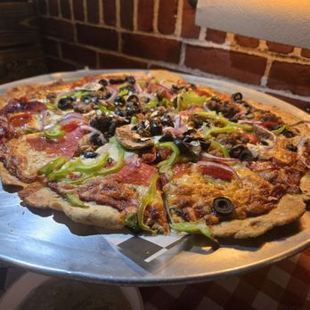 Woodstone Pizzeria - Pizza Near Me - Bakersfield, California
