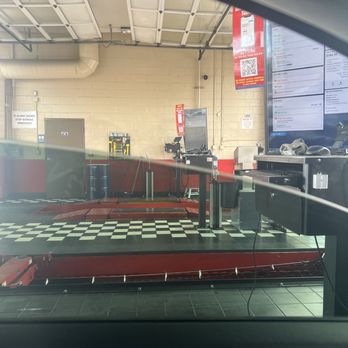 Valvoline Instant Oil Change - This is my go to spot for oil changes. - Oil Change Stations Near Me - Reseda, California Valvoline Instant Oil Change - This is my go to spot for oil changes. - Oil Change Stations Near Me - Reseda, California