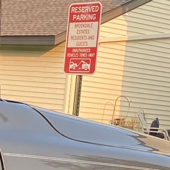 Hooked Up Towing & Recovery - Signs are only posted in one spot so you don't know who stole your car. - Roadside Assistance Near Me - Blaine, Minnesota Hooked Up Towing & Recovery - Signs are only posted in one spot so you don't know who stole your car. - Roadside Assistance Near Me - Blaine, Minnesota