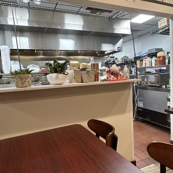 Ding Tea - Coffee & Tea Near Me - Taylorsville, Utah