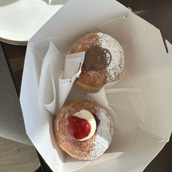 Royal Bakehouse - Nutella cruffin and raspberry cream cheese cruffin - Coffee & Tea Near Me - Bellevue, Washington Royal Bakehouse - Nutella cruffin and raspberry cream cheese cruffin - Coffee & Tea Near Me - Bellevue, Washington