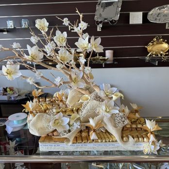 Paachi Chocolate - Engagement Candy Tray - Chocolatiers & Shops Near Me - Glendale, California Paachi Chocolate - Engagement Candy Tray - Chocolatiers & Shops Near Me - Glendale, California