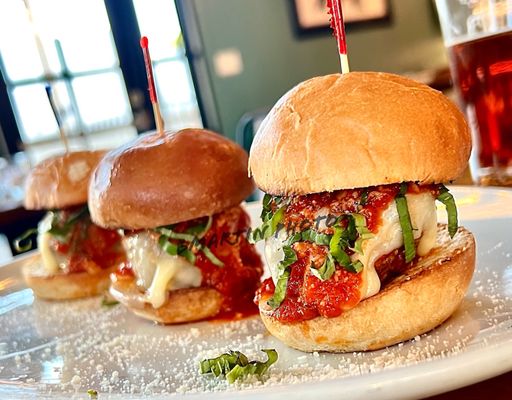 Freda's Fine Food & Drink by null