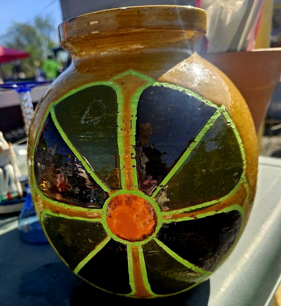 5 Acres Flea Market Logo