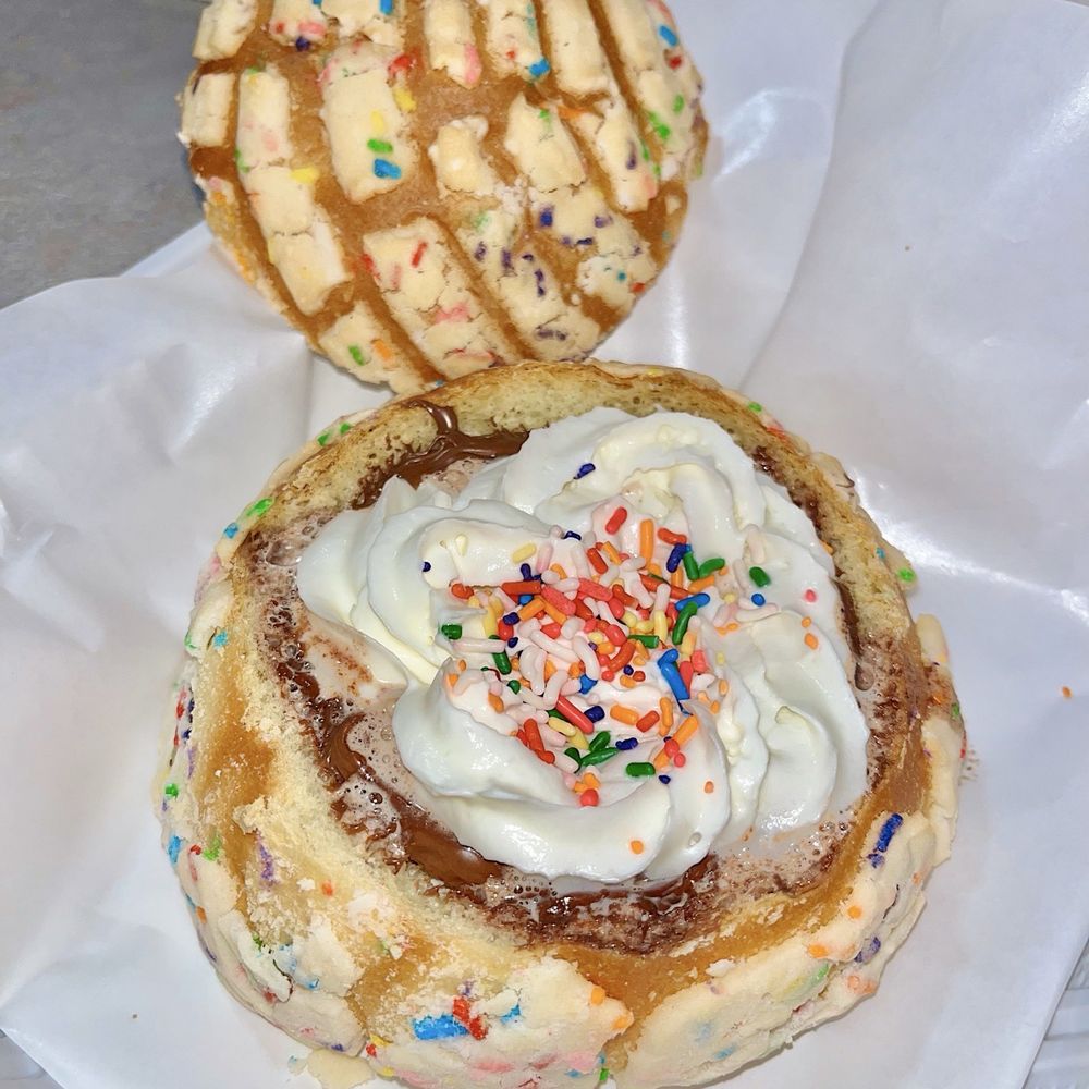 Scoops Ice Cream Parlor - Nutella hot cocoa in a concha bread bowl - Ice Cream & Frozen Yogurt Near Me - Monterey, California Scoops Ice Cream Parlor - Nutella hot cocoa in a concha bread bowl - Ice Cream & Frozen Yogurt Near Me - Monterey, California