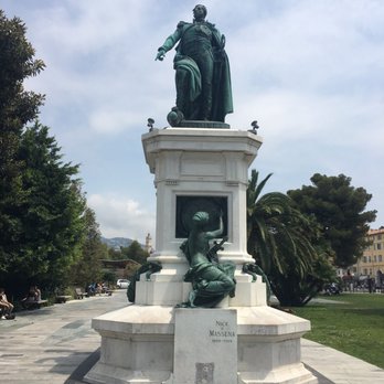 Forum Torrin & Grassi - Landmarks & Historical Buildings Near Me - Nice, 06