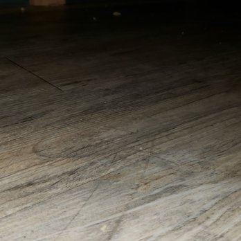 Magnuson Grand DeSoto - Unswept/mopped floors - Hotels Near Me - Desoto, Texas Magnuson Grand DeSoto - Unswept/mopped floors - Hotels Near Me - Desoto, Texas
