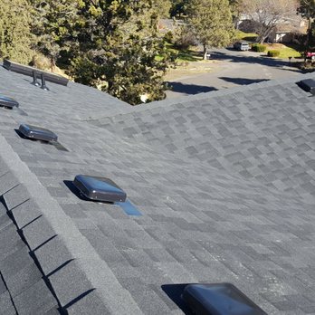 Stewart Construction - a view of the roof of a home - Roofing Near Me - Bend, Oregon Stewart Construction - a view of the roof of a home - Roofing Near Me - Bend, Oregon