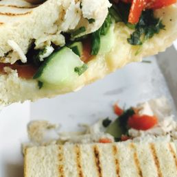 Chipotle chicken avocado melt