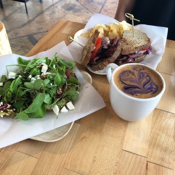 Ali'i Coffee - Honolulu - Avocado toast, hot pastrami sandwich and Taro Ube Latte - Coffee & Tea Near Me - Honolulu, Hawaii