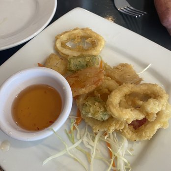 Niran's Kitchen - Calamari. Batter is so light and veggies are lovely (partially eaten because it was so good we forgot about photos) - Laotian Near Me - Deerfield Beach, Florida Niran's Kitchen - Calamari. Batter is so light and veggies are lovely (partially eaten because it was so good we forgot about photos) - Laotian Near Me - Deerfield Beach, Florida