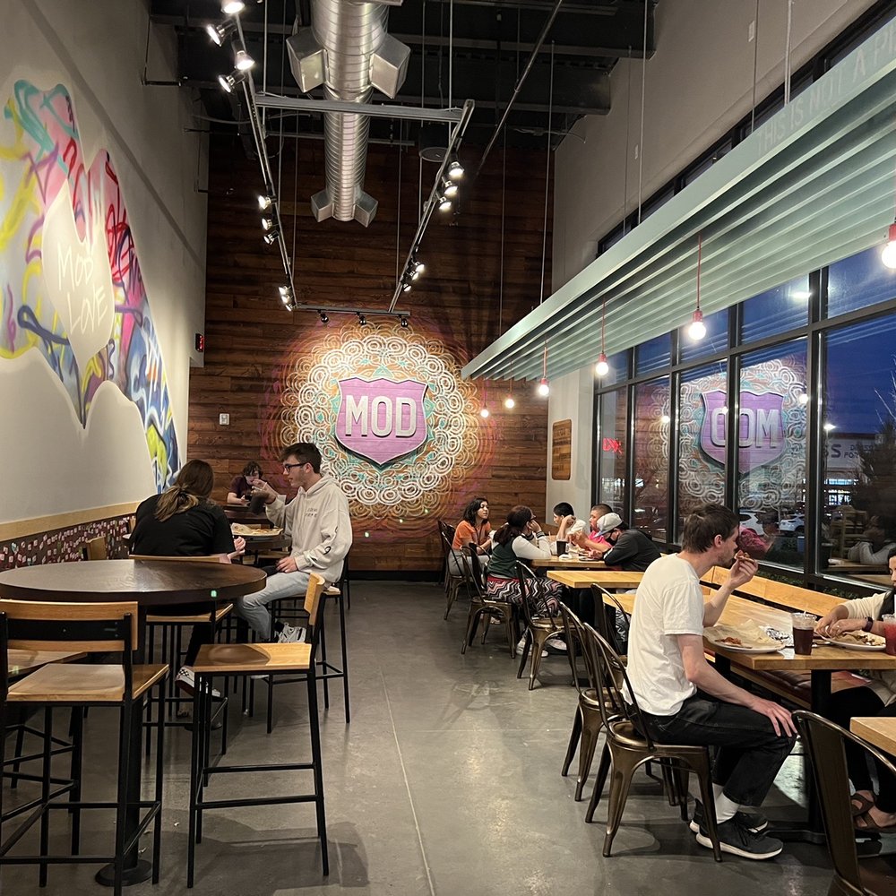 MOD Pizza - Partial view of dining area - Fast Food Near Me - South Jordan, Utah MOD Pizza - Partial view of dining area - Fast Food Near Me - South Jordan, Utah