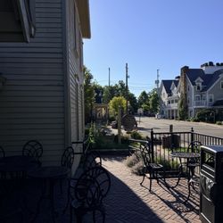 The Olde Bartley House