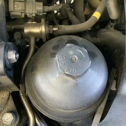 Stripped Oil filter cap Stripped Oil filter cap