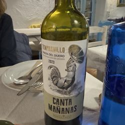 Las Buganvillas - Ribera house wine