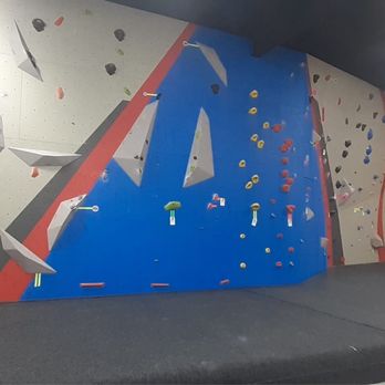 The Gravity Vault - Rock Climbing Near Me - Jersey City, New Jersey