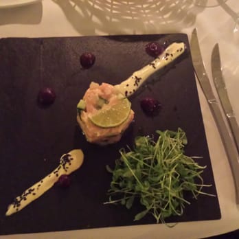 Le Pastis - A starter - Chilled salmon, avocado, lime with something that tasted like cranberry pumpkin sauce. Mmmmm... - French Near Me - Stuttgart, BW