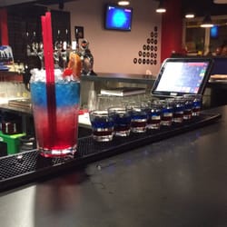 BQuadro - Cocktail Bquadro e shots Bquadro ispirati dall'arredamento del locale