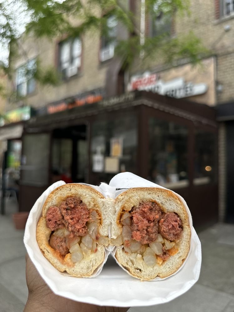 Food from Merguez & Frites