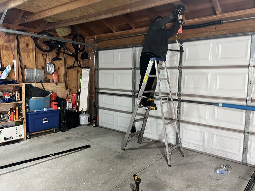 Diamond Garage Door Repair & Service - Garage Door Contractor in Chicago, IL