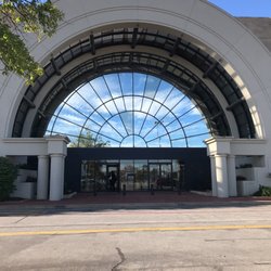 Dillard's