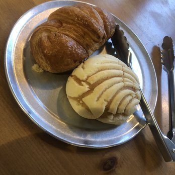 La Monarca Bakery & Cafe - Pan Dulce - Bakeries Near Me - Whittier, California