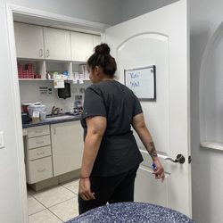Monarch Veterinary Hospital - Great clean, personalized care!