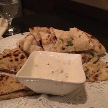 Masala Bites - Garlic Naan to start the evening - Indian Near Me - Virginia Beach, Virginia