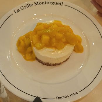 La Grille Montorgueil - Mango cheesecake - French Near Me - Paris, 75 La Grille Montorgueil - Mango cheesecake - French Near Me - Paris, 75