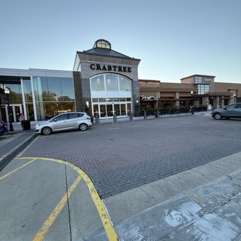 Crabtree - Shopping Centers Near Me - Raleigh, North Carolina Crabtree - Shopping Centers Near Me - Raleigh, North Carolina