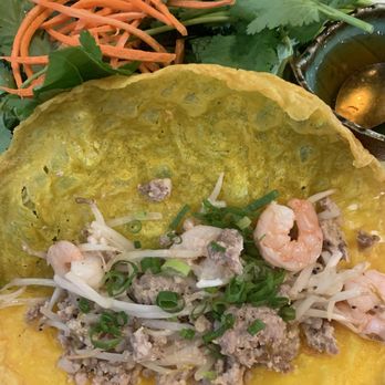 Star Noodle - Vietnamese Crepe - Asian Fusion Near Me - Lahaina, Hawaii