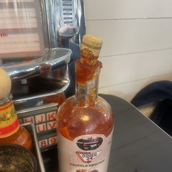 Diner 24 - They def don't clean their ketchup bottles daily - Burgers Near Me - New York, New York