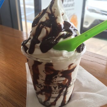Honeymee - Dear (chocolate drizzle) - Ice Cream & Frozen Yogurt Near Me - Irvine, California